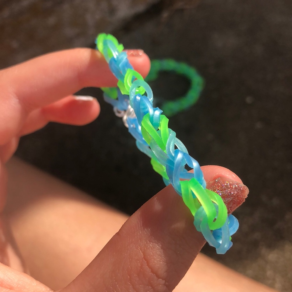 Rainbow loom bundle - Picture 3 of 4